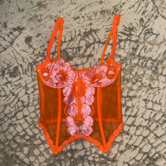 EUC Savage x Fenty Corset - Picture 1 of 3